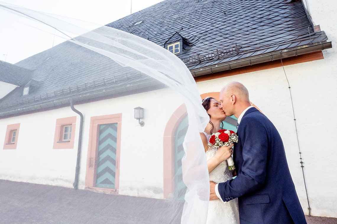 Diana-Thomas-Hochzeit-in-Augustusburg-Featured