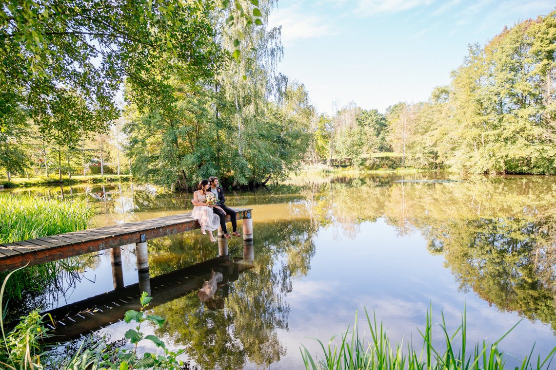 Hochzeitsfotos am See von Adams Gasthof Moritzburg