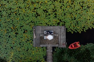 Hochzeitsfotos Dresden und Sachsen Brautpaar Drohne.jpg