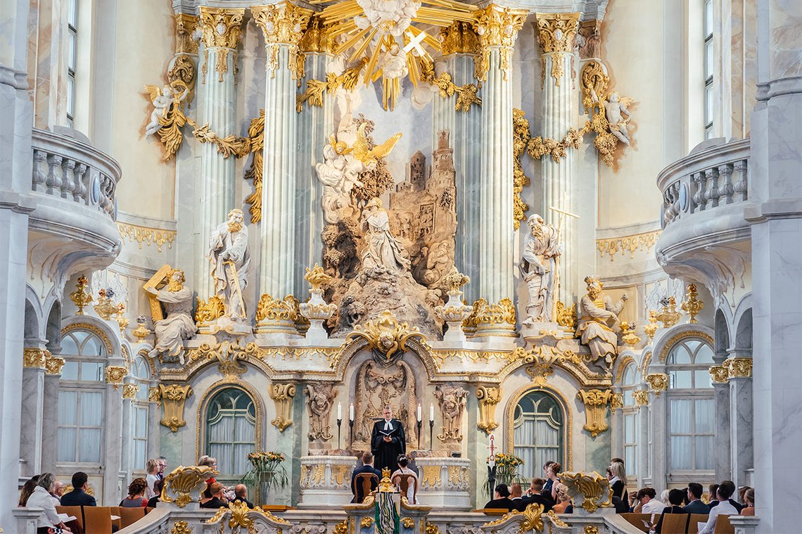 Romy-Michael-Hochzeit-in-der-Frauenkirche-Dresden-Featured