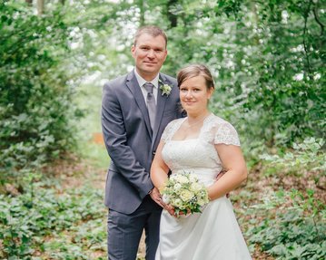 Tina-Johannes-Standesamtliche-Hochzeit-im-Belvedere-Schone-Hohe-Featured