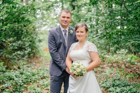 Tina-Johannes-Standesamtliche-Hochzeit-im-Belvedere-Schone-Hohe-Featured